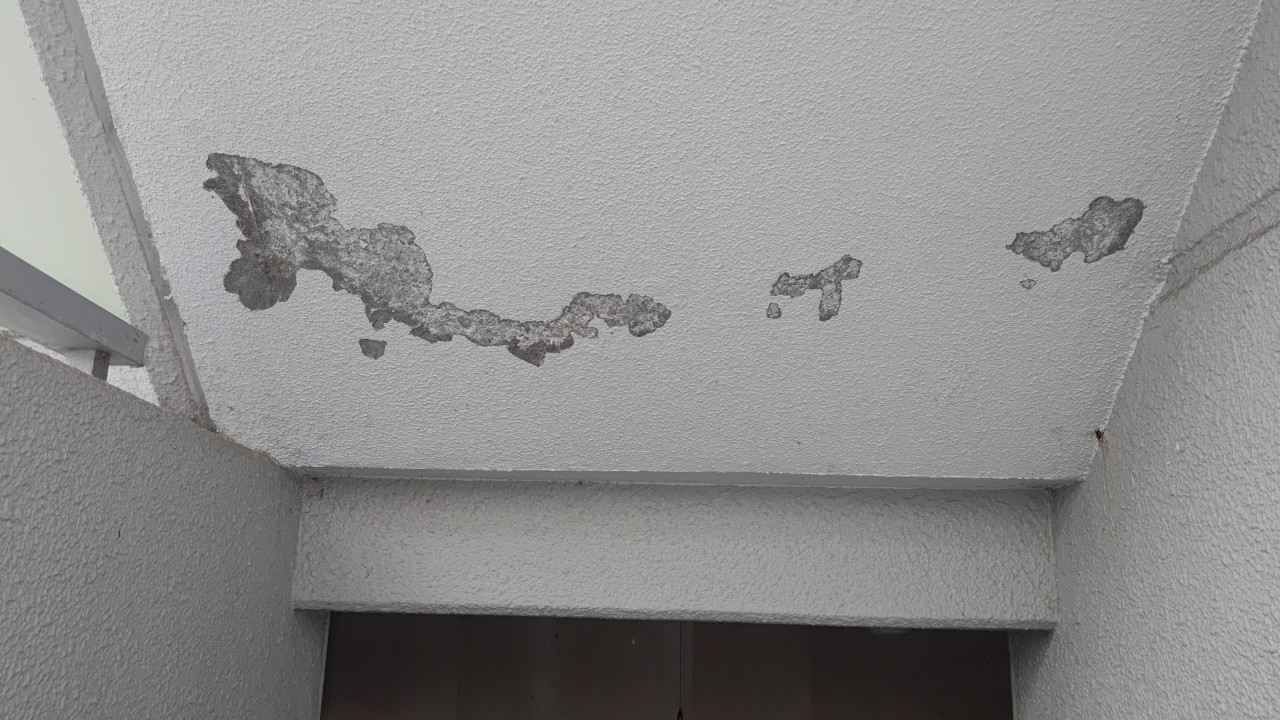 外壁塗装施工不良
