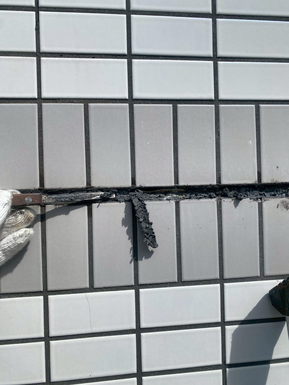 シーリング撤去